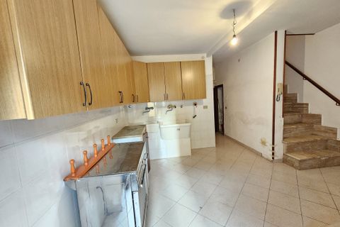 Landsbyhus i Collesano, Palermo, Collesano - € 49.000 | Ref: 10637 - foto 3